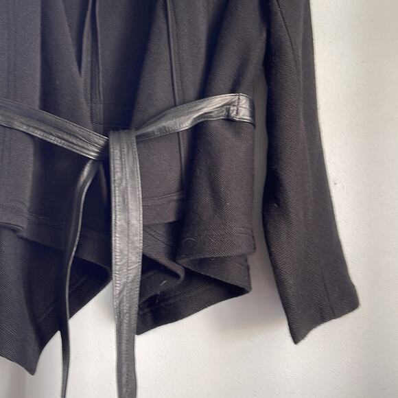 Theory waterfall open front faux leather tie cardigan blazer sz L - Picture 4 of 7